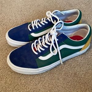Unisex Vans color-block sneakers size 9.0 (womens)
